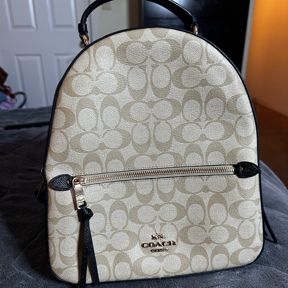 Jordyn Backpack In Blocked Signature Canvas
